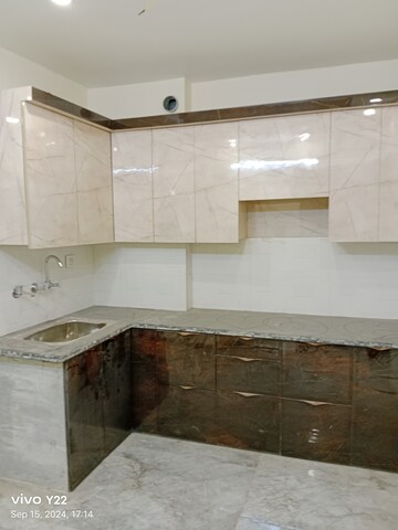 3.5 BHK Builder Floor For Sale in Laxmi Nagar