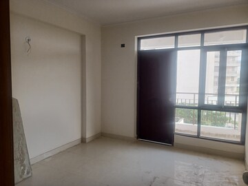 Room in 2 BHK Apartment at Cosmos Express 99, Sector 99 – for Sale