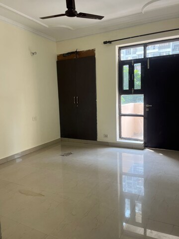 Room in 4 BHK Villa at Jaypee Green Villas, Jaypee Greens – for Sale