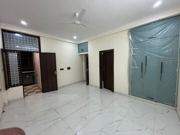 Room in 4 BHK Villa at Jaypee Green Villas, Jaypee Greens – for Sale