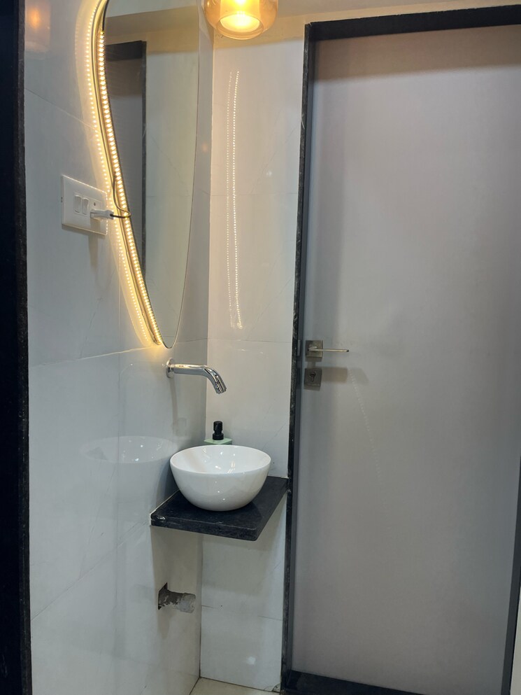 Bathroom, haware-amara 1 Bedroom 339 Sq.Ft. Apartment In Vikhroli East Mumbai 7562358
