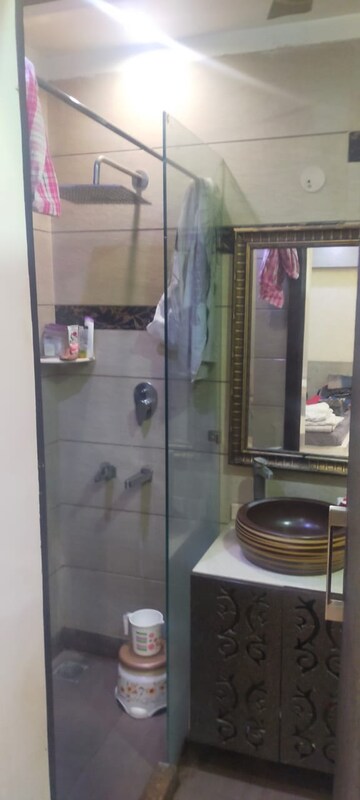 Bathroom in 6+ BHK Builder Floor at Ashok Vihar – for Sale