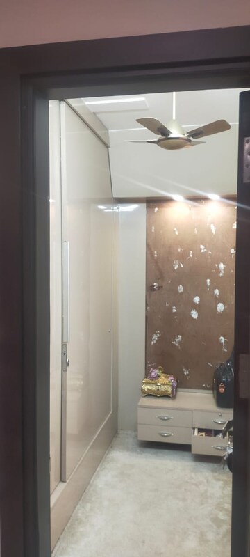 Bedroom in 6+ BHK Builder Floor at Ashok Vihar – for Sale