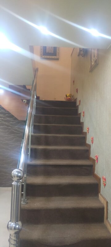 Furnished Amenities in 6+ BHK Builder Floor at Ashok Vihar – for Sale