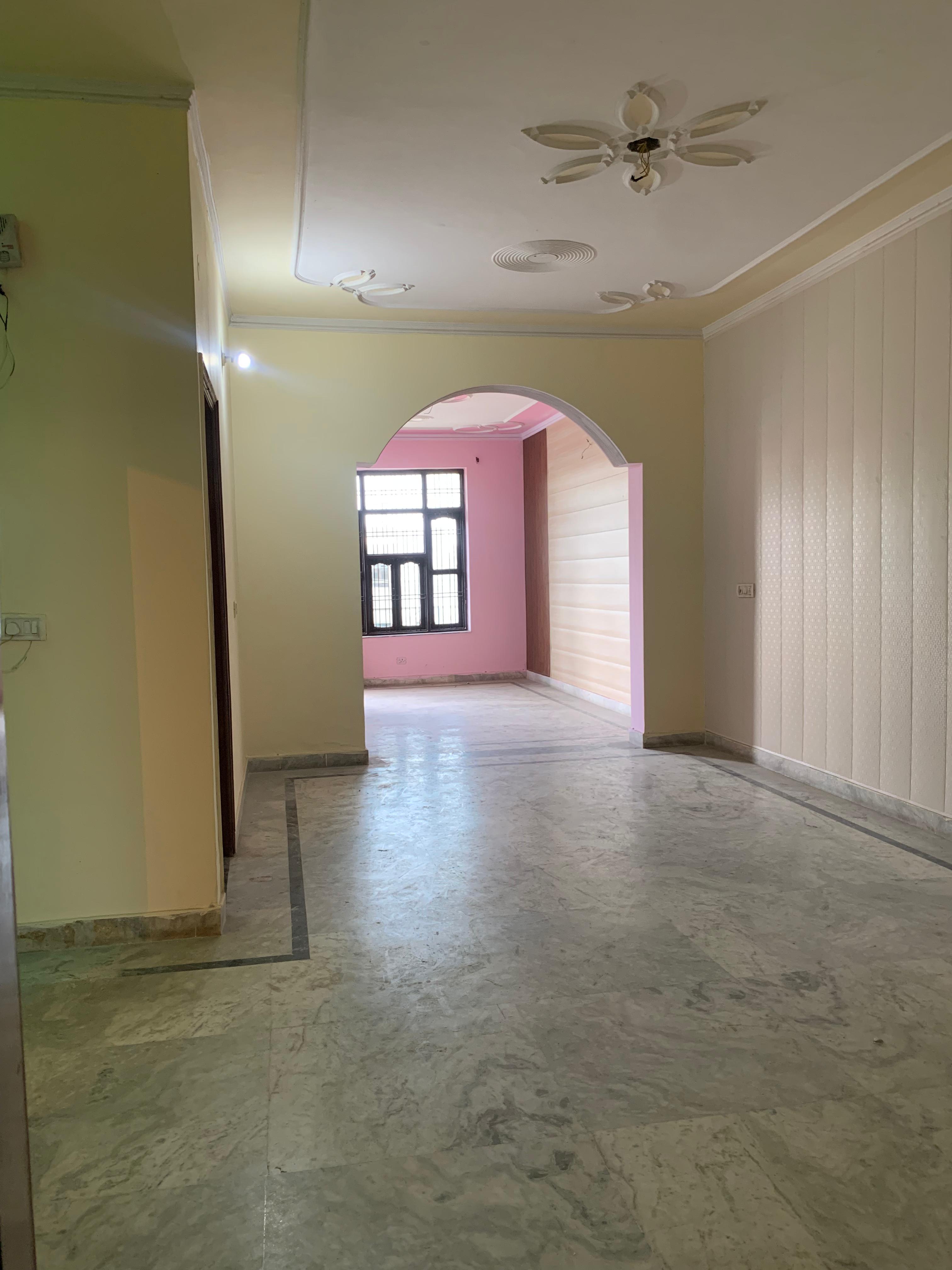 3 BHK Builder Floor For Resale in Sainik Colony Faridabad  7562578