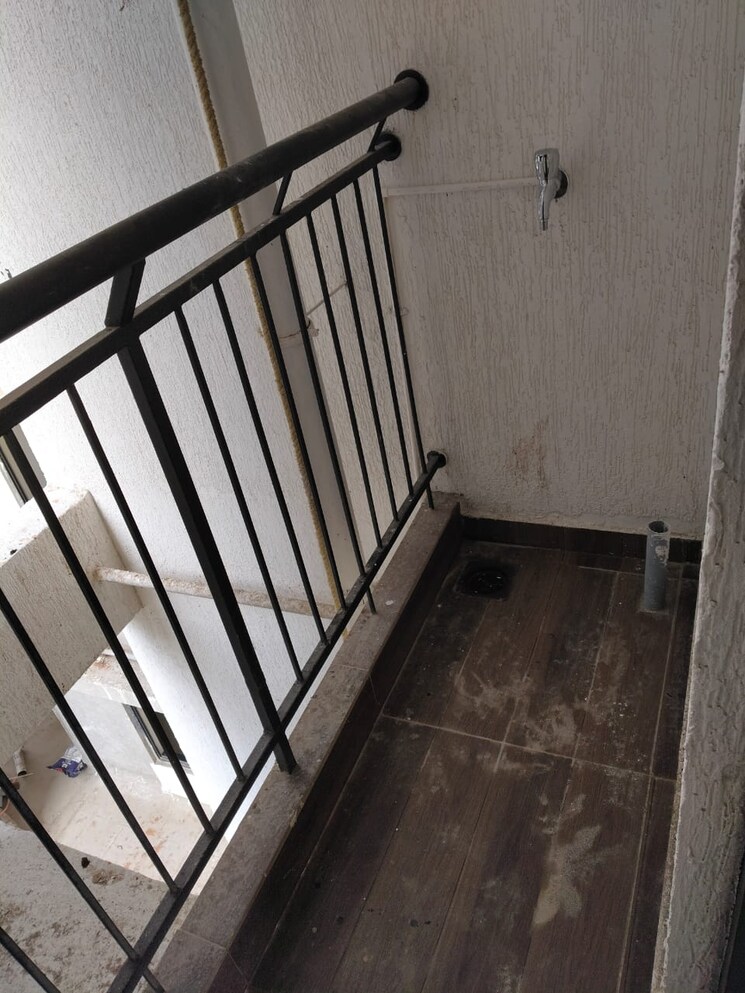 Balcony, paranjape-broadway 2 Bedroom 875 Sq.Ft. Apartment In Wakad Pune 7562764