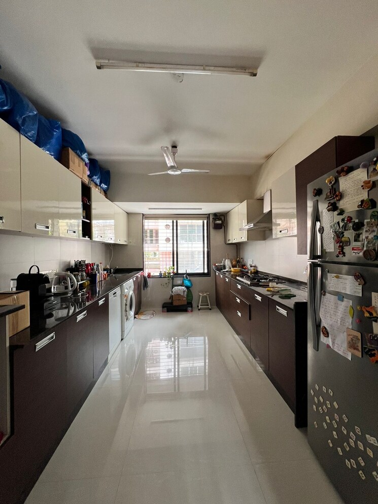 Kitchen, satguru-flying-carpet 3 Bedroom 1600 Sq.Ft. Apartment In Khar West Mumbai 7562858