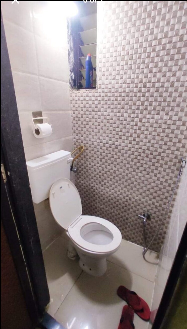 Bathroom, satyam-imperia-phase-2 2 Bedroom 1086 Sq.Ft. Apartment In Taloja Navi Mumbai 7563308