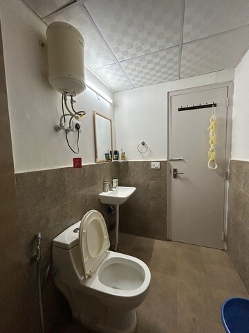 Master Bedroom in 2 BHK Apartment at Suncity Avenue 76, Sector 76 – for Sale