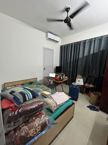 Bedroom in 2 BHK Apartment at Suncity Avenue 76, Sector 76 – for Sale