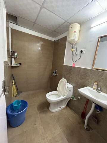 Bathroom in 2 BHK Apartment at Suncity Avenue 76, Sector 76 – for Sale