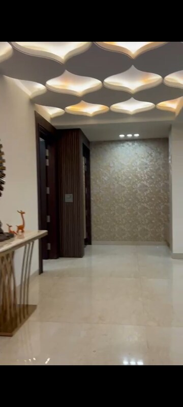 Room in 4 BHK Builder Floor at Sector 85 – for Sale