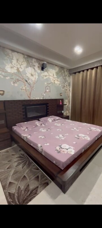 Bedroom in 4 BHK Builder Floor at Sector 85 – for Sale