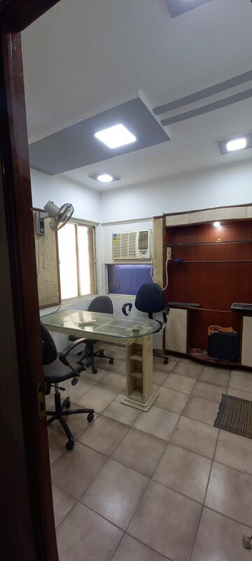Team Area in  Office Space at Ellis Bridge – for Sale