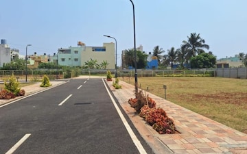 Plot For Sale in Tavarekere