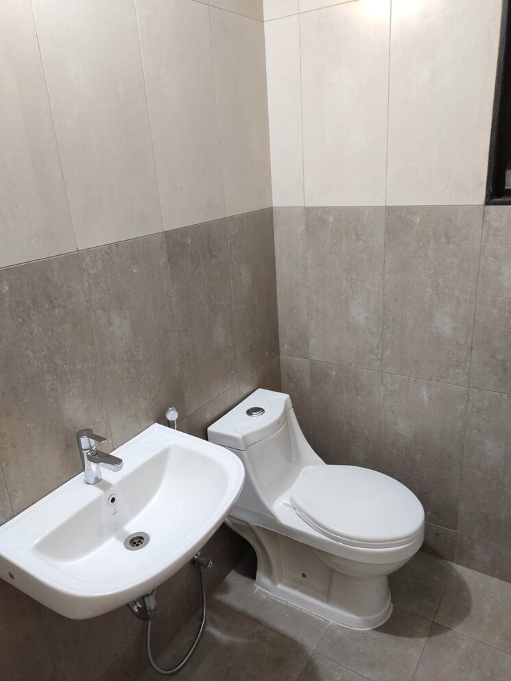 Bathroom, gera-island-of-joy 3 Bedroom 1130 Sq.Ft. Apartment In Kharadi Pune 7564352