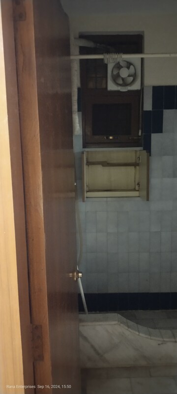 Bathroom in 3.5 BHK Builder Floor at Palam Vihar Residents Association, Palam Vihar – for Sale