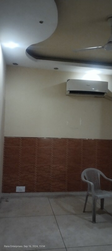 Furnished Amenities in 3.5 BHK Builder Floor at Palam Vihar Residents Association, Palam Vihar – for Sale