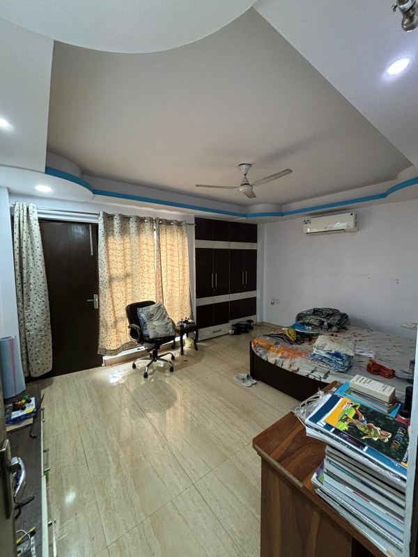 Rental 2 Bedroom 900 Sq.Ft. Builder Floor in Janakpuri Delhi 7564648
