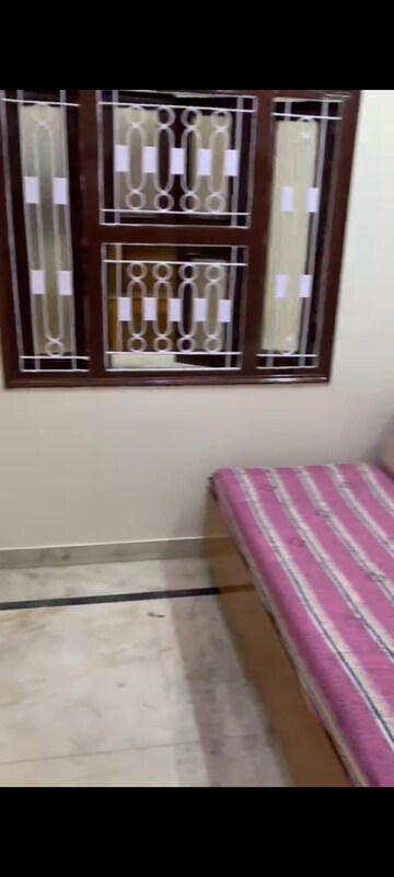 Bedroom in 2 BHK Independent House at Shalimar Bagh – for Sale