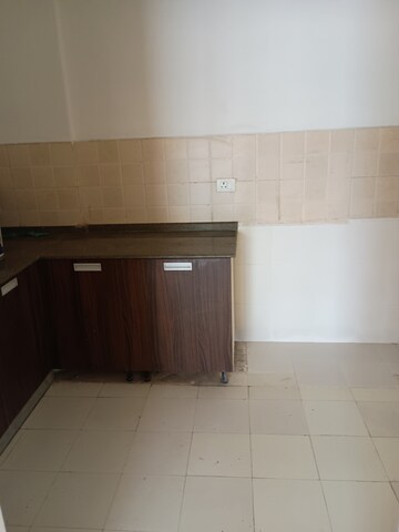 Bathroom in 3.5 BHK Apartment at Imperia Esfera, Sector 37c – for Sale