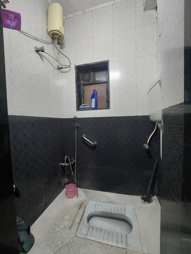 Bathroom, powai-sarovar-apartment 1 Bedroom 600 Sq.Ft. Apartment In Powai Mumbai 7564775
