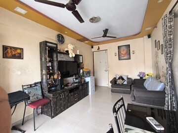 रेसिडेंशियल बिल्डर फ्लोर वर्ग फुट फॉर रेंट इन संजय कॉलनी ग़ाज़ियाबाद  7564876