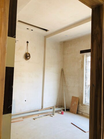 Room in 3.5 BHK Builder Floor at Model Town – for Sale
