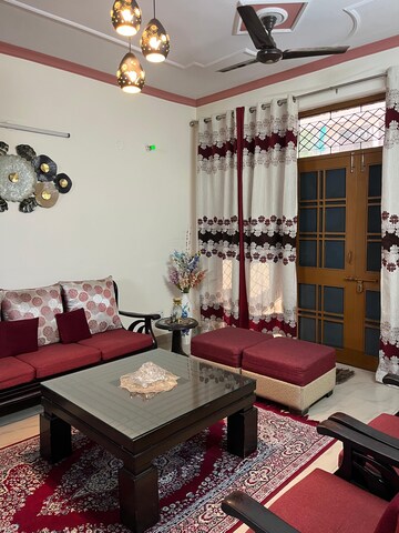 Living Room in 3 BHK Builder Floor at Bptp Park 81, Sector 81 – for Sale