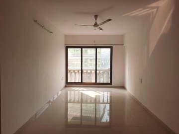 Room in 1 BHK Apartment at K Raheja Raheja Residency, Malad East – for Sale