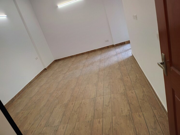 Master Bedroom, purvanchal-royal-city-ii 3 Bedroom 1815 Sq.Ft. Apartment In Chi V Greater Noida Greater Noida 7566182