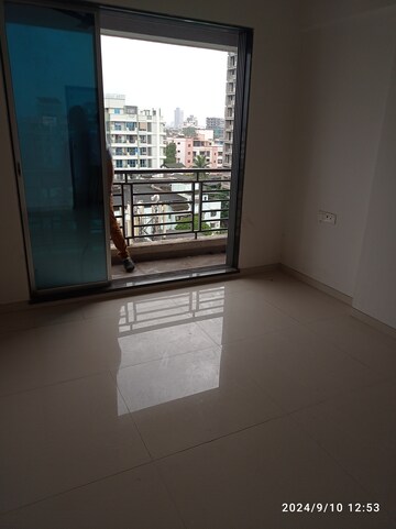 Room in 2 BHK Apartment at Veena Signature, Dombivli East – for Sale