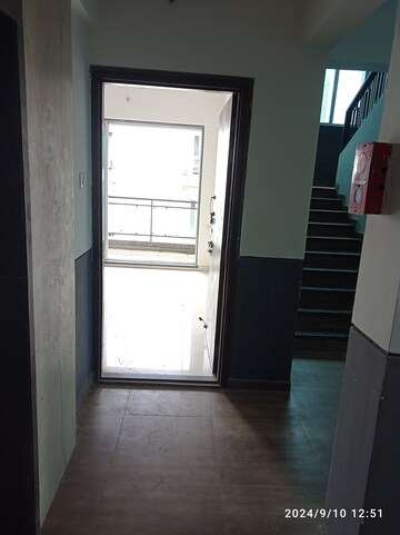 Room in 2 BHK Apartment at Veena Signature, Dombivli East – for Sale