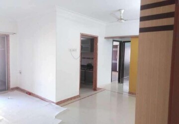 Room in 2 BHK Apartment at Regency Towers, Kavesar – for Sale
