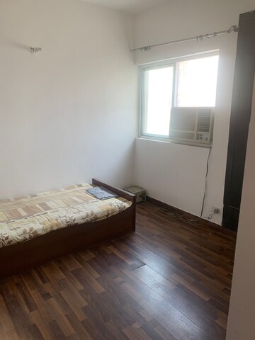 Room in 3.5 BHK Apartment at Paras Tierea, Sector 137 – for Sale