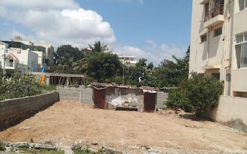 Plot For Sale in Nri Layout