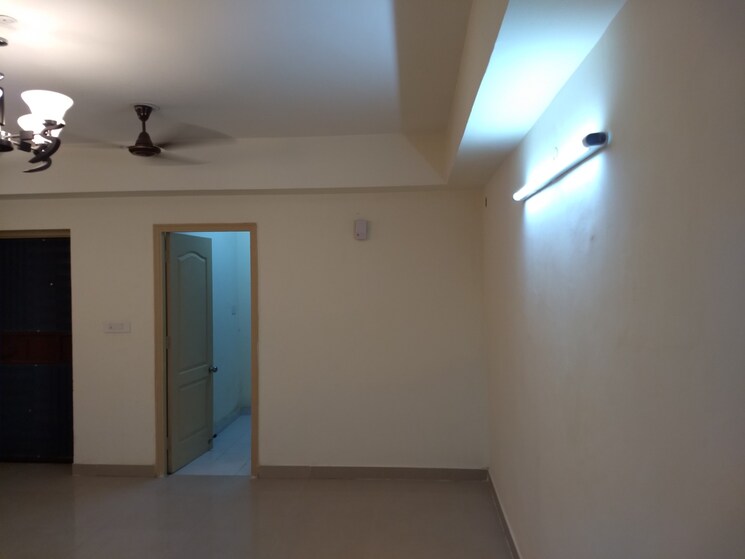 Room, paras-tierea 3 Bedroom 1285 Sq.Ft. Apartment In Sector 137 Noida 7566417