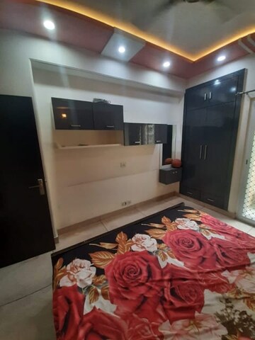 Room in 2.5 BHK Apartment at Gulshan Vivante, Sector 137 – for Sale