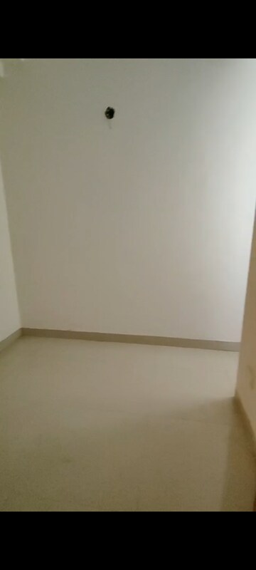 Room in 3.5 BHK Apartment at Pareena Coban Residences, Sector 99a – for Sale