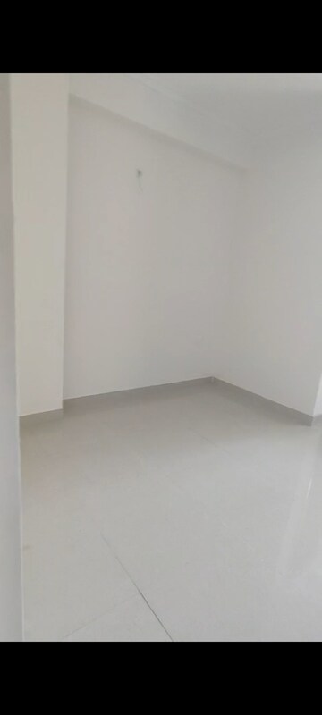 Room in 3.5 BHK Apartment at Pareena Coban Residences, Sector 99a – for Sale