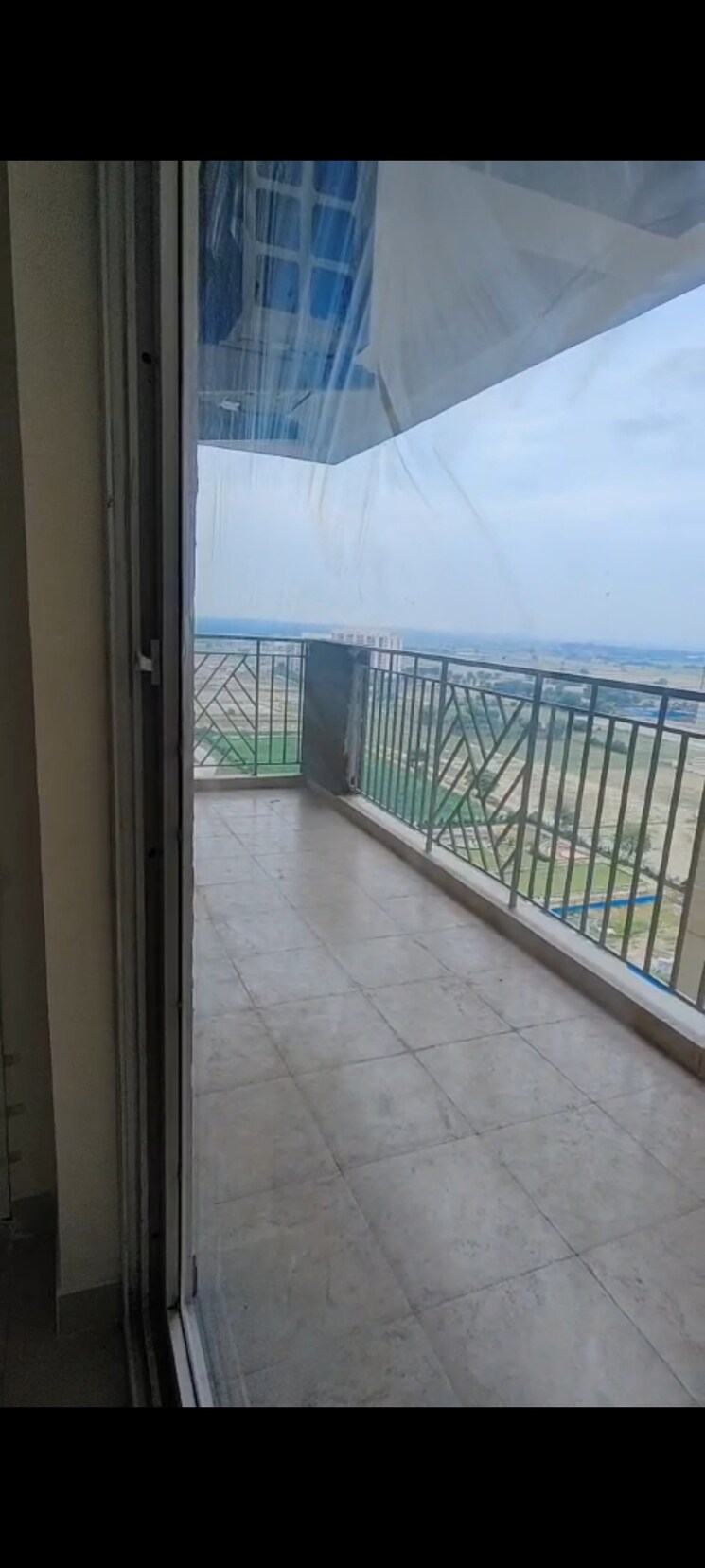 Balcony, pareena-coban-residences 3.5 Bedroom 1997 Sq.Ft. Apartment In Sector 99a Gurgaon 7566714