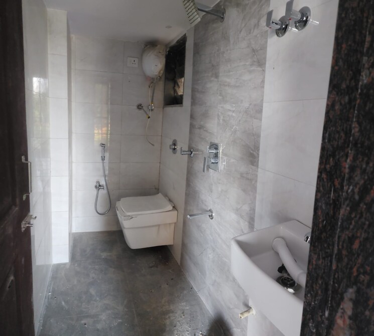 Bathroom, vinayak-mahavir-complex 1 Bedroom 360 Sq.Ft. Apartment In Palghar Palghar 7567330