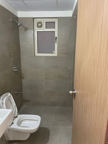 Bathroom in 3 BHK Apartment at Supreme Estia Phase 1, Baner – for Sale