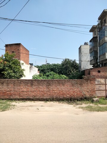  Plot For Sale in Sector 127