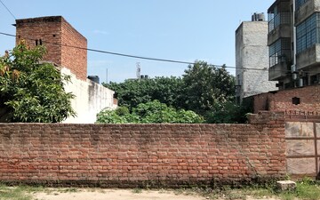 Plot For Sale in Sector 127