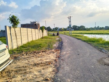 Plot Area in  Plot at Sultanpur Road – for Sale