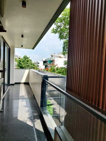 Balcony in 3 BHK Builder Floor at Panchsheel Enclave – for Sale