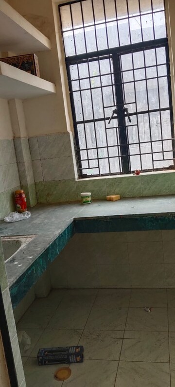Kitchen in 1 BHK Apartment at Sector 10 Greater Noida – for Rent