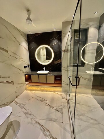 Master Bedroom in 4 BHK Builder Floor at Ansal Sushant Lok I, Sector 43 – for Sale