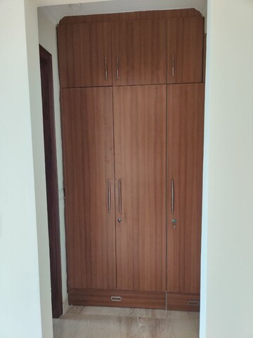Furnished Amenities in 3 BHK Builder Floor at Sector 38 – for Sale